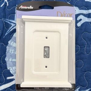Amerelle Decorative White Composite Wood Single Switch Wall Plate NWT